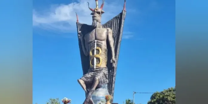Estátua de 11 metros dedicada ao diabo é inaugurada no Ceará; lideranças cristãs reagem